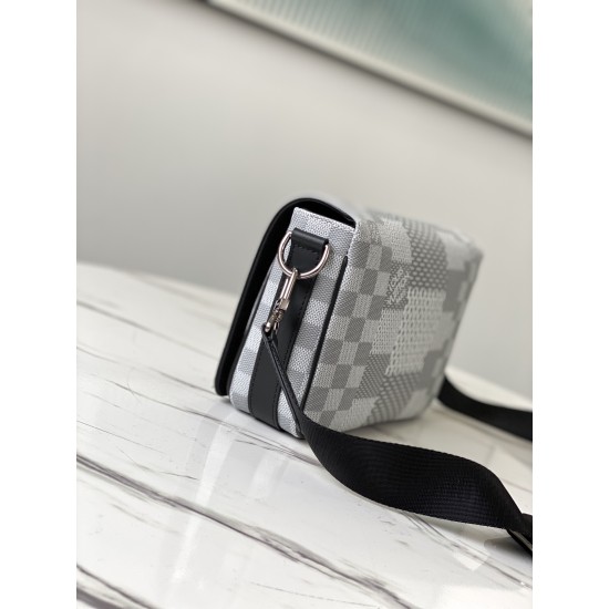 Louis Vuitton N50014 LV Studio Messenger Damier Graphite Louis Vuitton N50014 LV Studio Messenger Damier Graphite