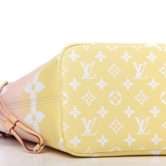 LOUIS VUITTON Monogram Giant By The Pool Neverfull MM Light Pink
