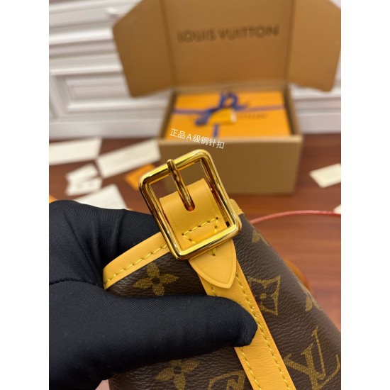 Louis Vuitton Carryall PM Louis Vuitton Carryall PM